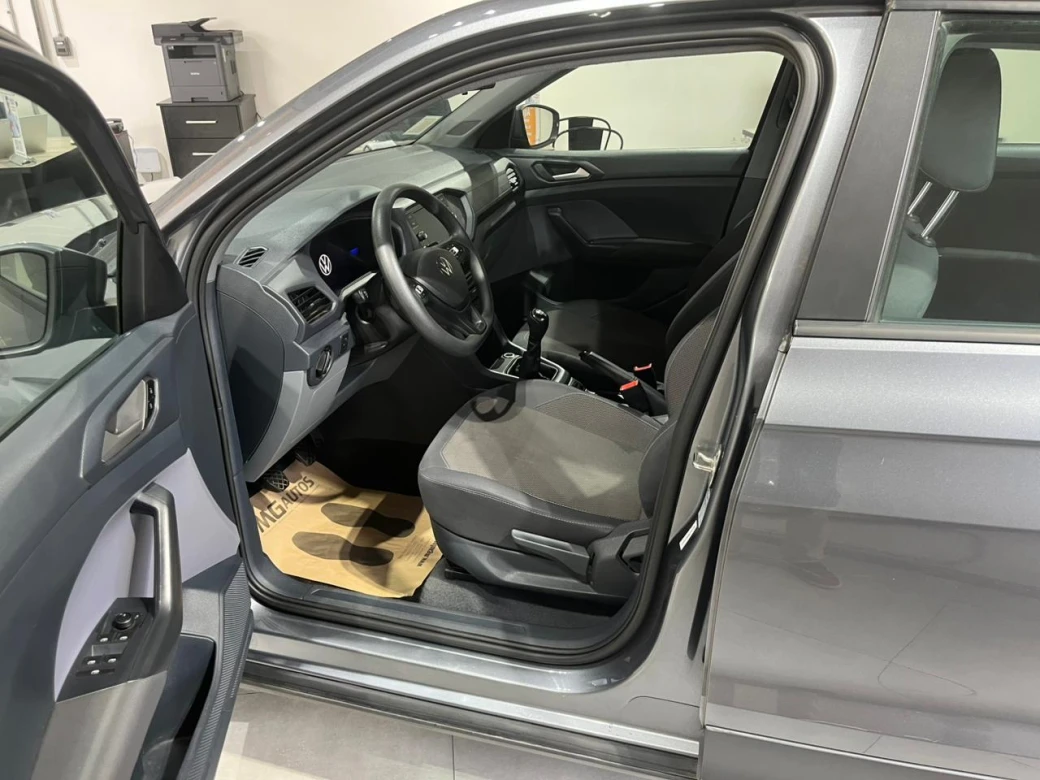 imagen 0 de vehiculo con id 2140